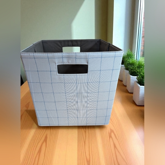 Brightroom™ 13" x 13" Fabric Bin  (EUC) - Picture 8 of 11